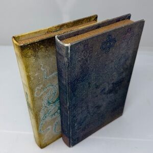 Vintage Style Decorative/ Storage Books